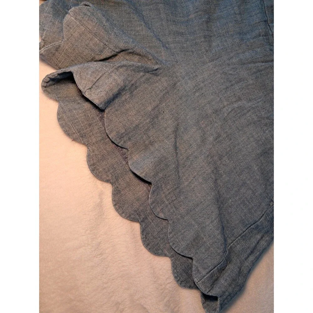 J.Crew 4" Chambray Scalloped Hem Shorts 100% Cotton Echo Blue L1670 Size Small - Picture 4 of 9